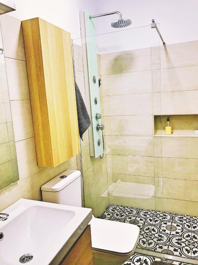 Chalet Town House With Patio In Quiet Residential Area 10 Min From *