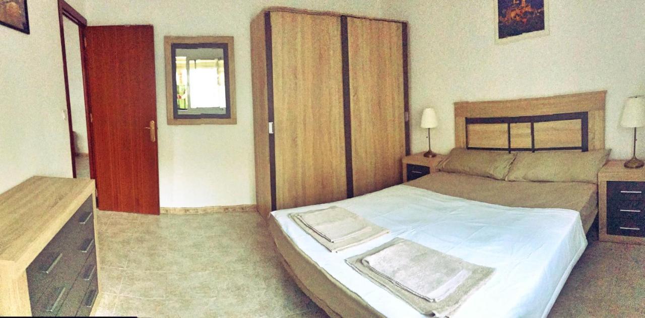 Town House With Patio In Quiet Residential Area 10 Min From Chalet