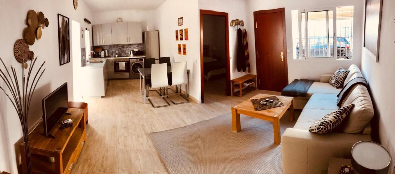 Chalet Town House With Patio In Quiet Residential Area 10 Min From *