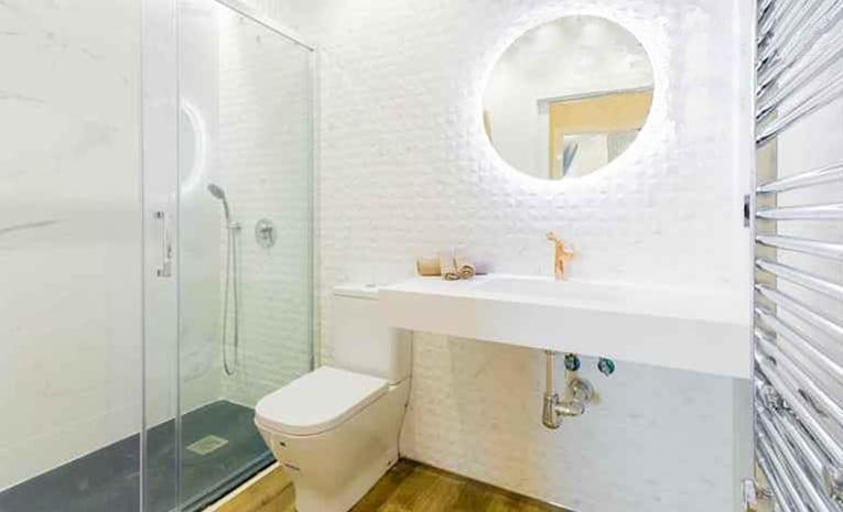 Appartement Lola Y Manuela En Primera Linea Playa Carihuela Con Excelente Terraza-jardin De 80 M2 Frente Al Mar Con Aparcamiento Privado Ideal Descansar Oyendo Olas Del Mar *