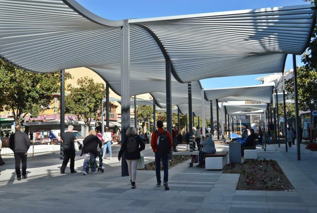Precioso Atico Con Terraza En Plaza De Andalucia Torremolinos