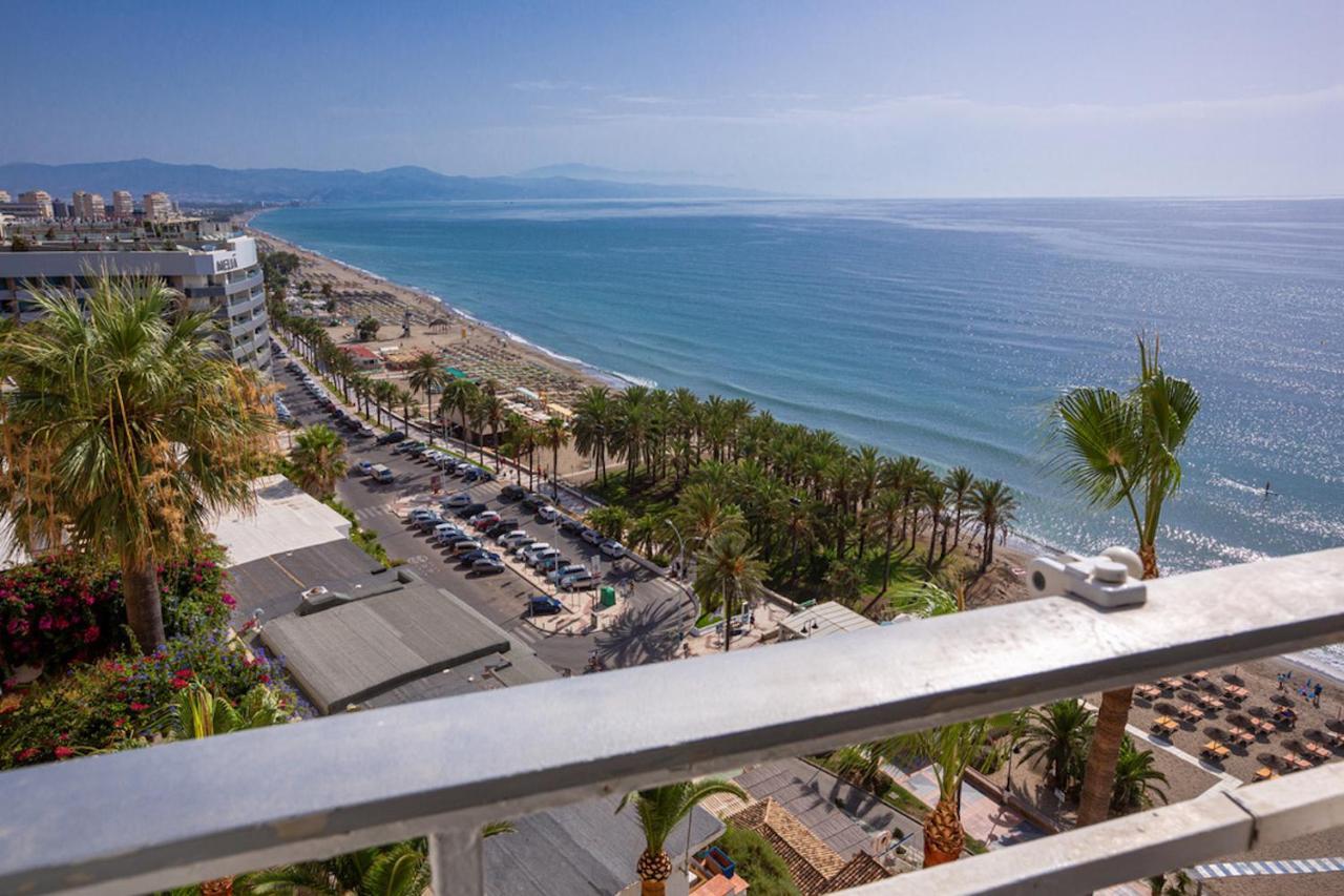 La Torre De La Roca * Torremolinos
