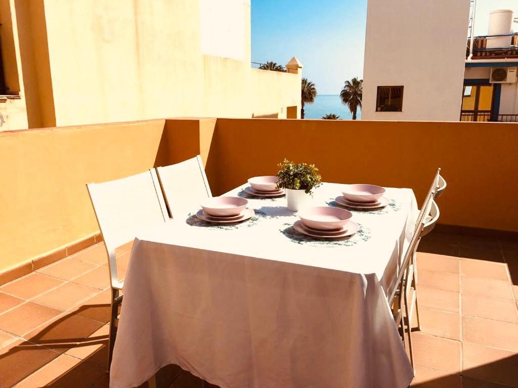 Exclusive And Gorgeous Seefront Studio Apartment! * Torremolinos