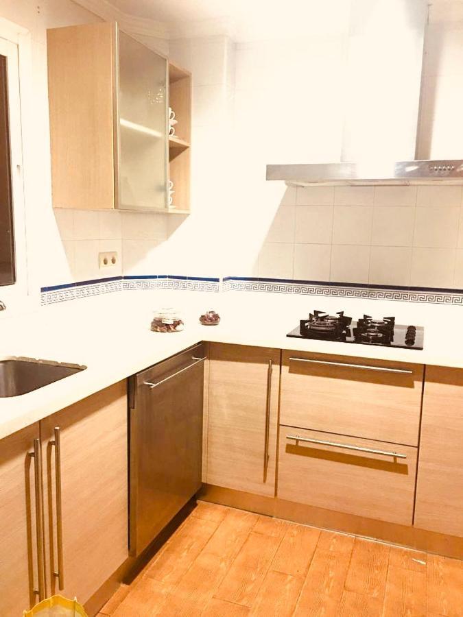 Exclusive And Gorgeous Seefront Studio Apartment! Apartment *