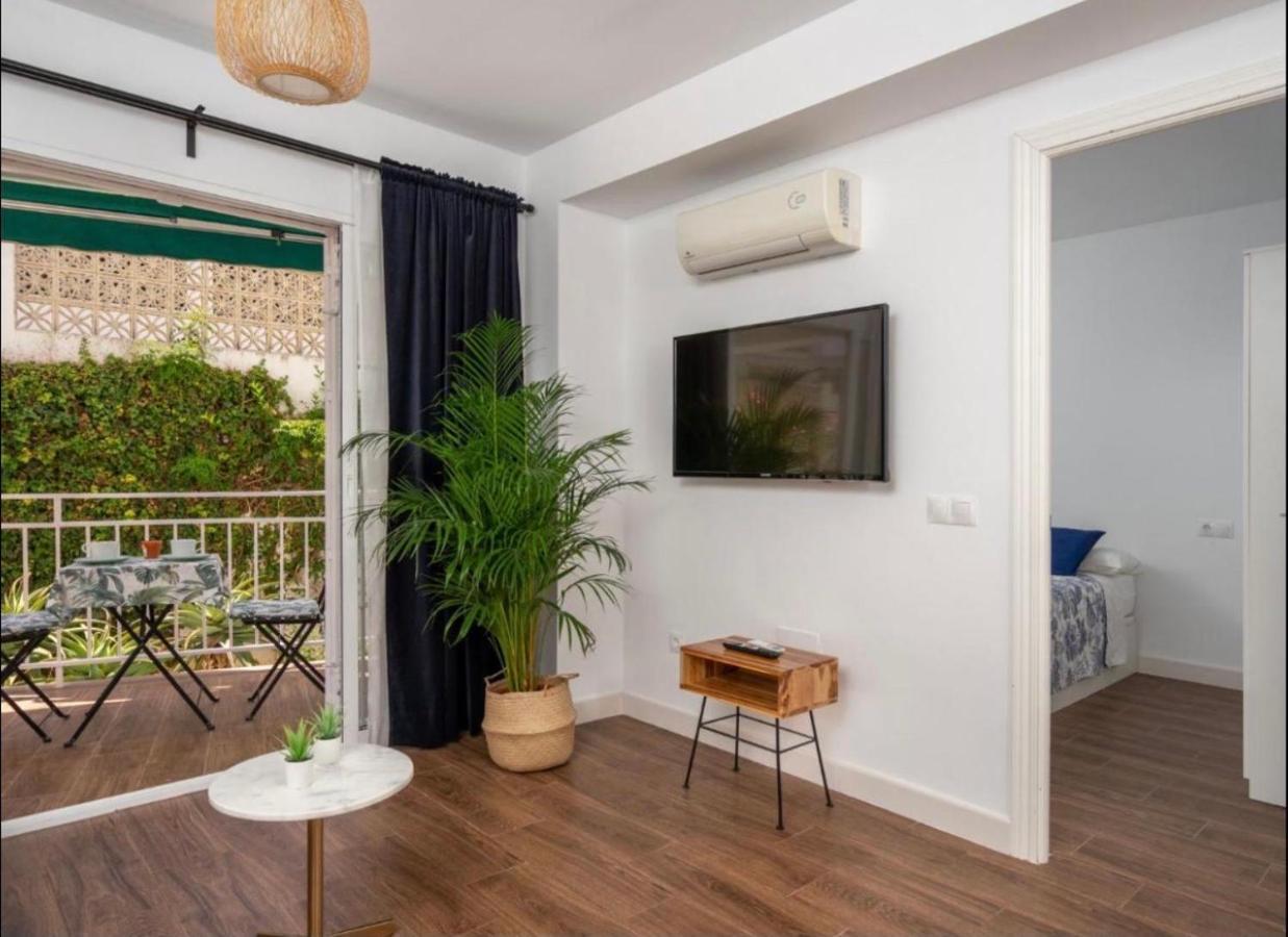 Bonito Apartamento En La Carihuela Torremolinos