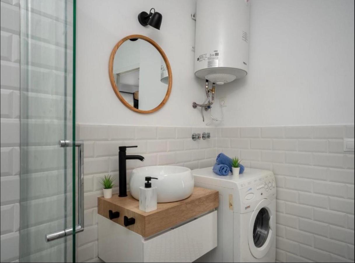 Bonito Apartamento En La Carihuela