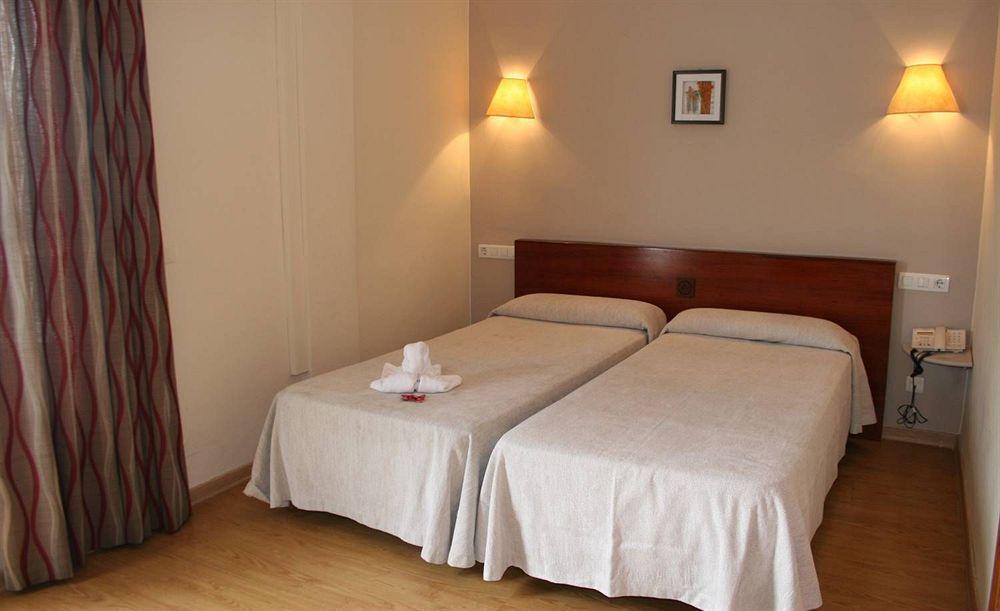 Elegance Adriano (adults Only) 3*