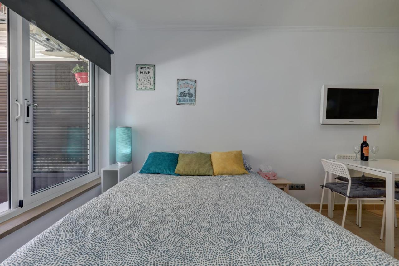 071 - Beachside Studio Perfect For A Family Getaway * Torremolinos