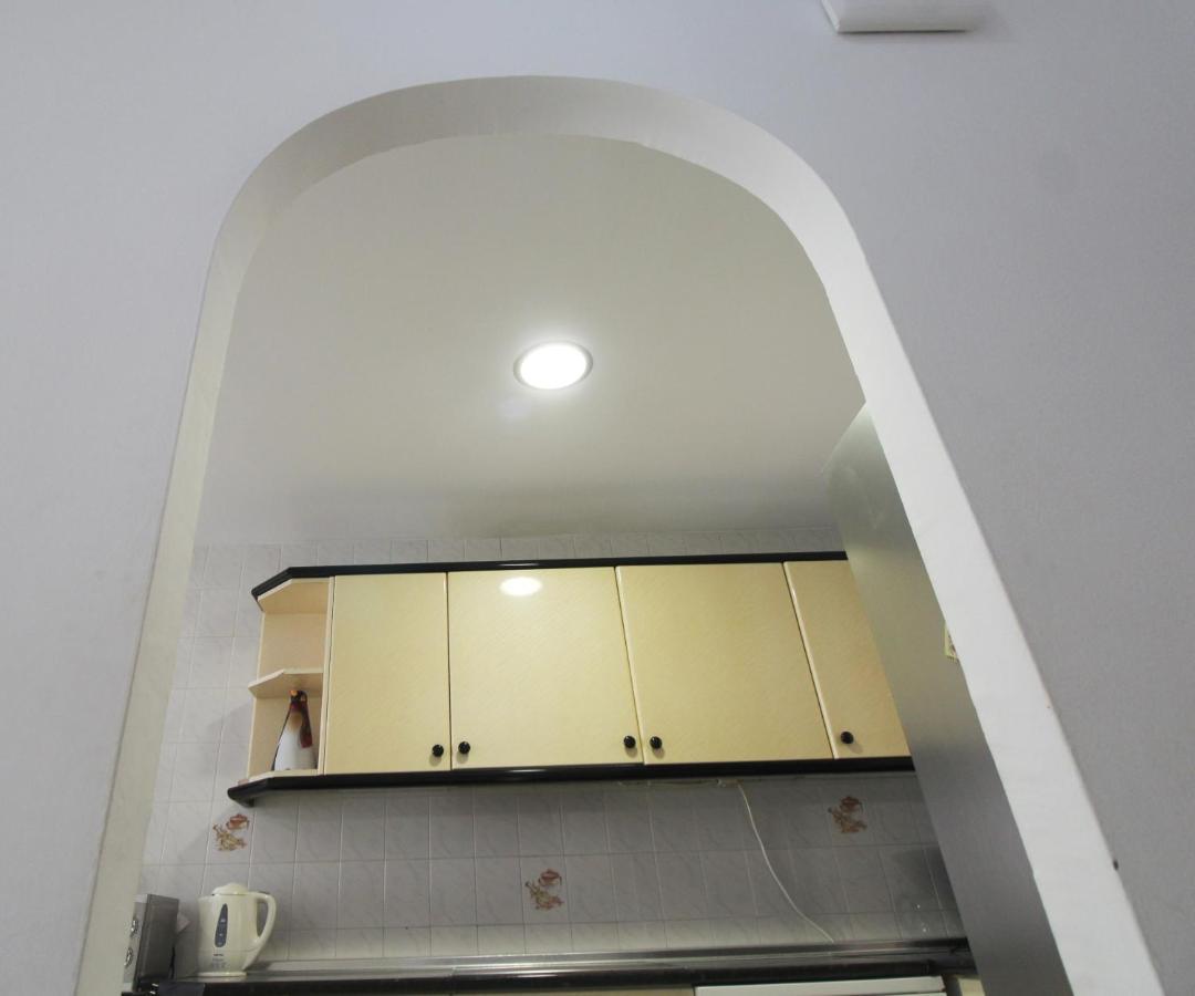 Carihuela Apartment, 2nd Line *