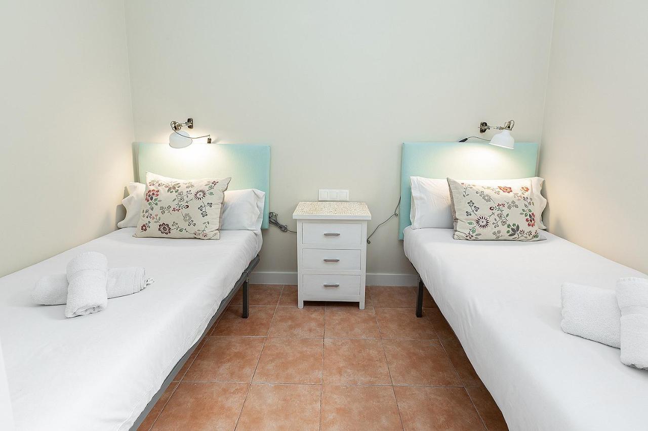Monko - 1 Line, & Sun Apartment *