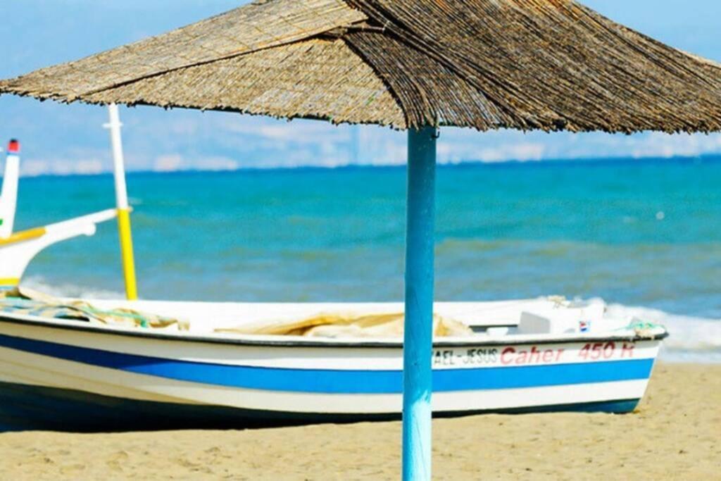 Calmahouse Carihuela Appartement *
