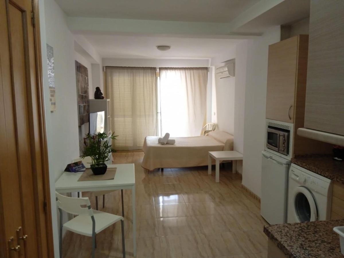 Puerta Del Sol Trm Only Adults Aparts * Torremolinos