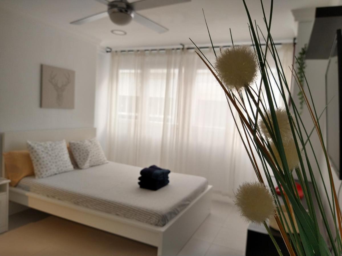 Apartment Luminoso Y Moderno Estudio Plaza Andalucia *