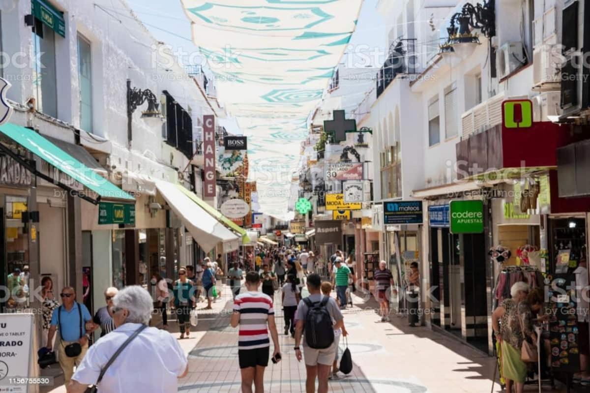 24h Self Check-in Centro Downtown Torremolinos