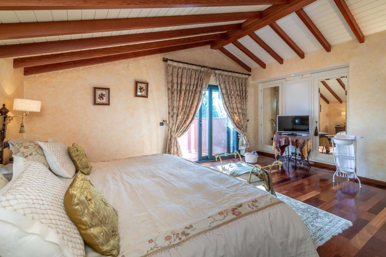 Olivar - 5 Bdr Dream Pool/jacuzzi/golf/bbq Villa