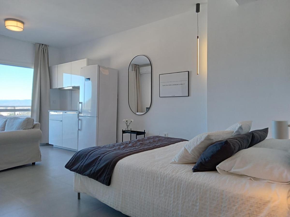 Estudio En Centro * Torremolinos