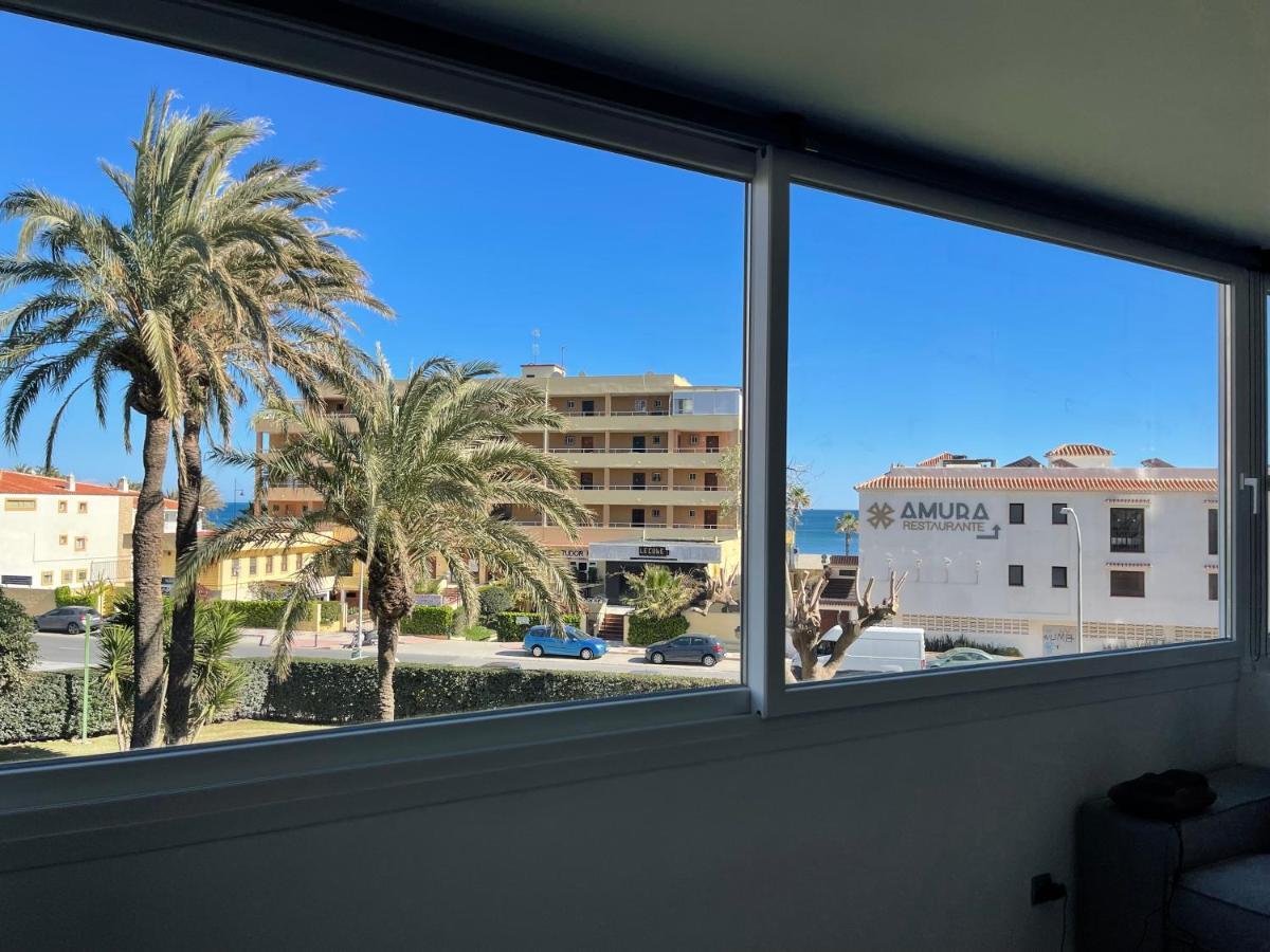 Modern 3 Bedroom Situated In Luxury Beachfront Gated Community Appartement *