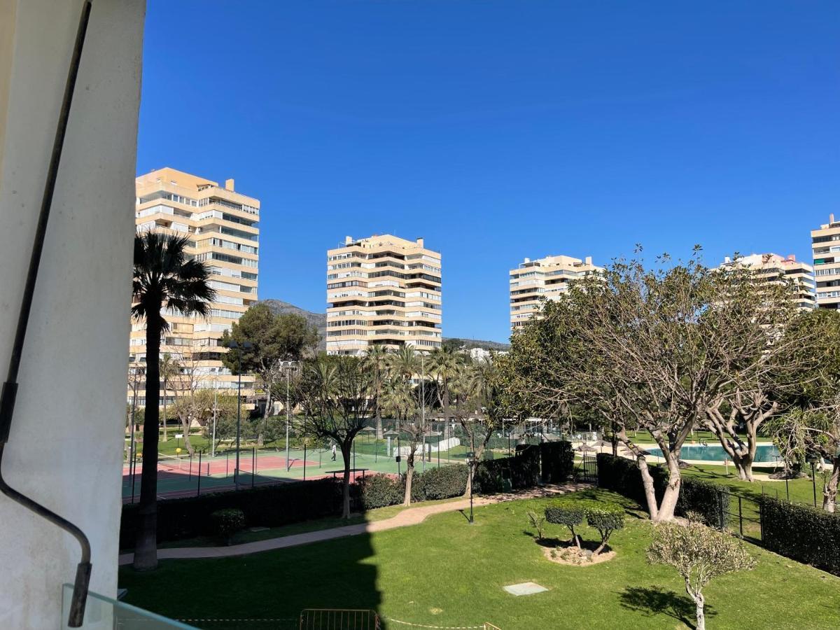 Modern 3 Bedroom Situated In Luxury Beachfront Gated Community *