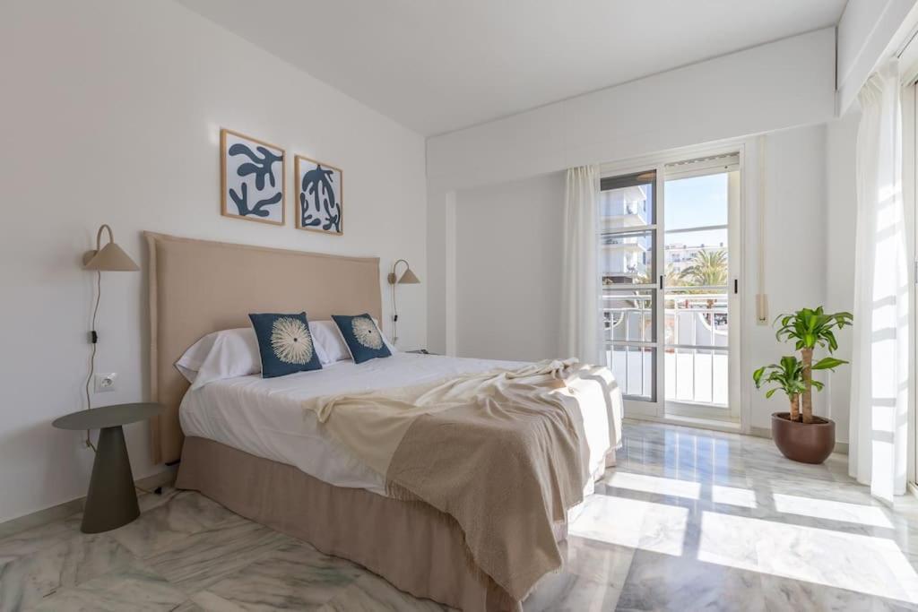 Eden Costa Primera Linea De Mar Apartment Torremolinos