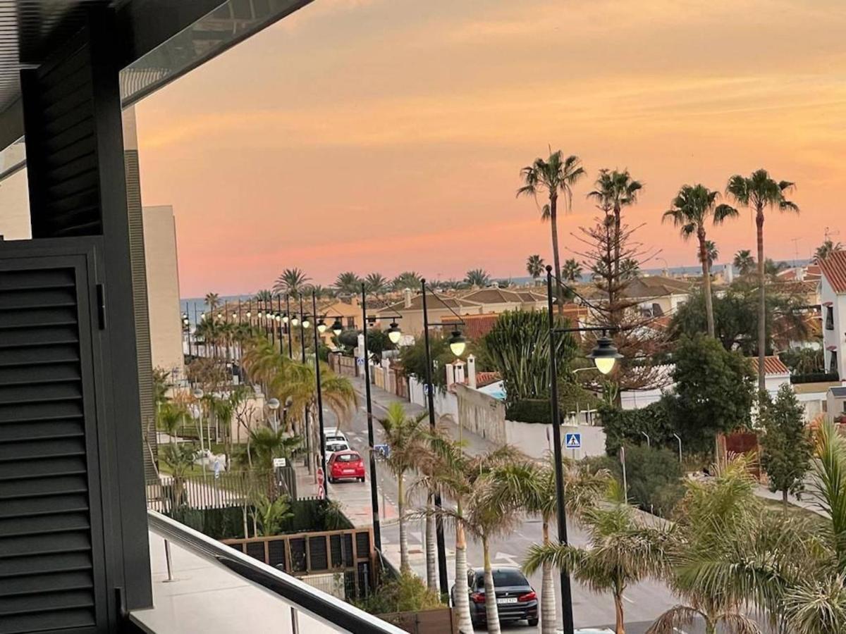 Holidays2torremolinos Alamos 3 Bedroom & Terrace & Pool Apartamento