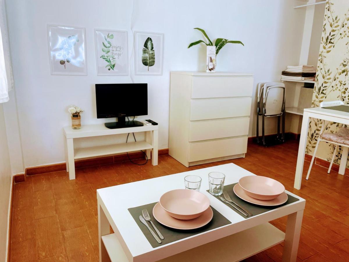 Exclusive And Gorgeous Seefront Studio Apartment! * Torremolinos