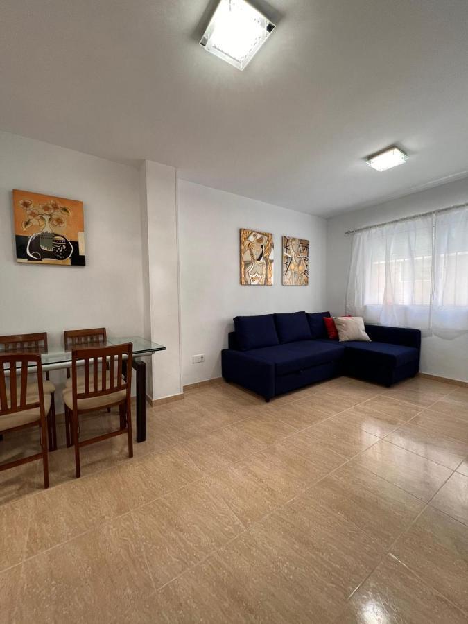 Centro - Beautiful , Newly Renovated 2 Bedroom