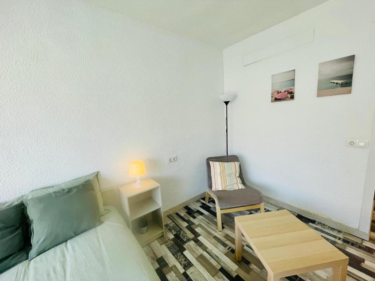 Apartment Confortable Estudio Con Terraza, Vistas A La Montana, Mar Y Mas *