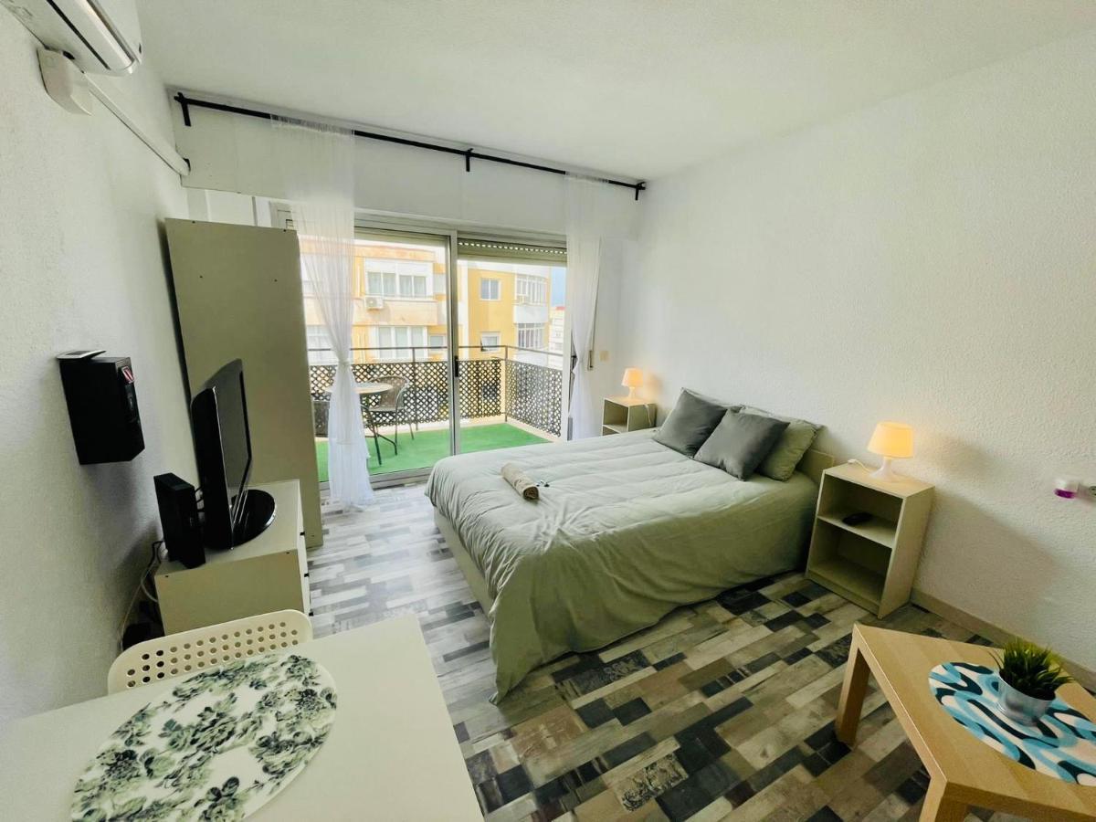 Apartment Confortable Estudio Con Terraza, Vistas A La Montana, Mar Y Mas *