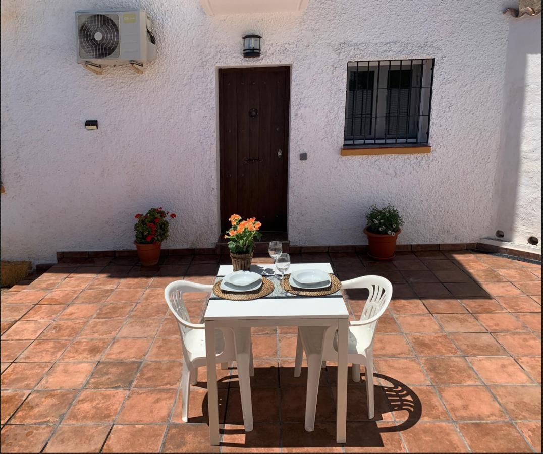 A Estrenar Preciosa Suite-centrico-con Jardin Y Porche * Torremolinos