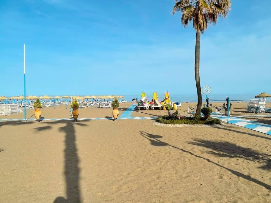 Seafront With Direct Access To The * Torremolinos