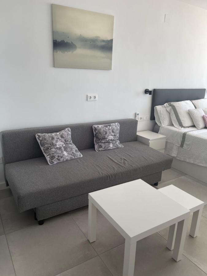 Apartamento Con Vistas Al Mar A Metros De La Playa Carihuela Soleil Torremolinos