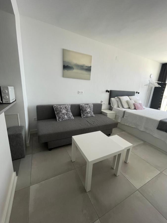 Apartamento Con Vistas Al Mar A Metros De La Playa Carihuela Soleil Torremolinos