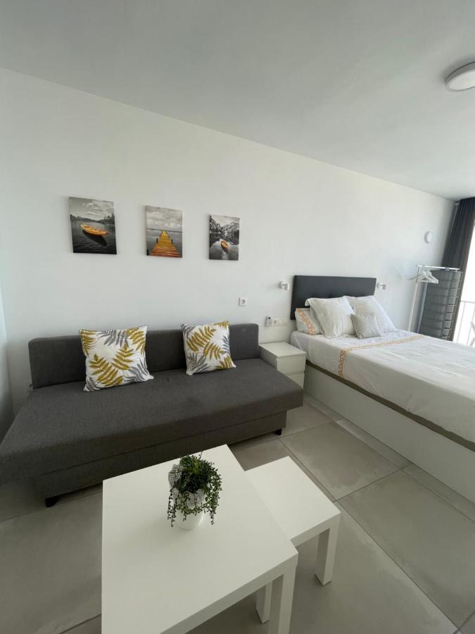 Apartamento En Playa La Carihuela Cascada Summer Appartement *