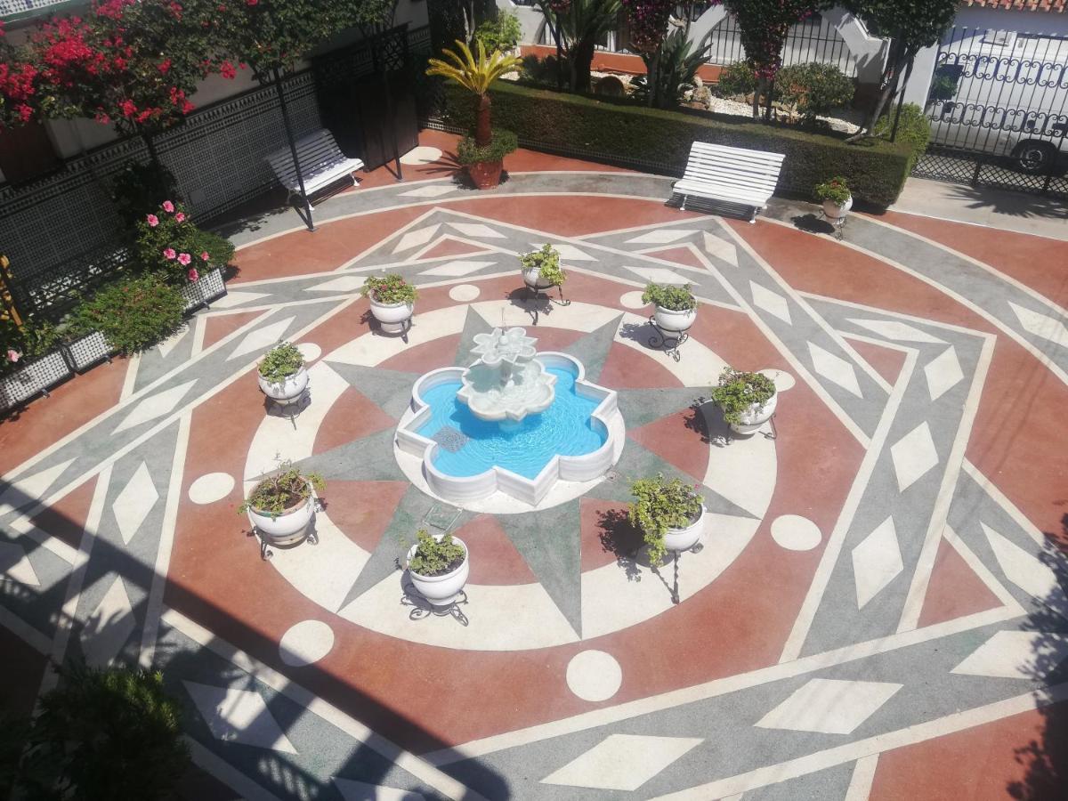 Apartment Trocadero Ap18 *