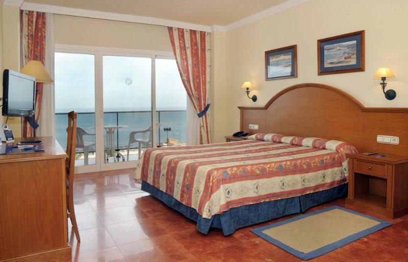 Isabel Hotel 4*
