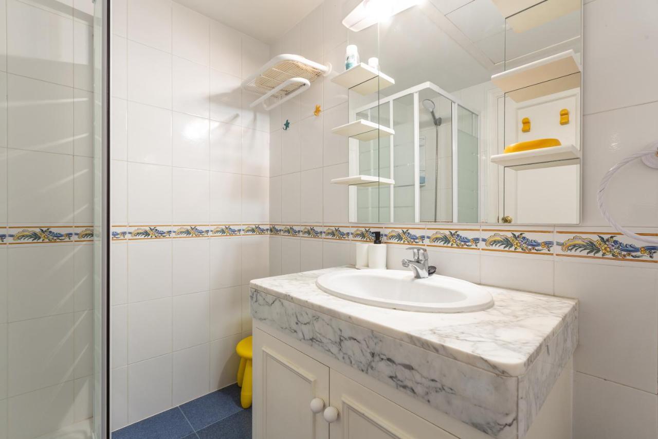 Apartment Carihuela *
