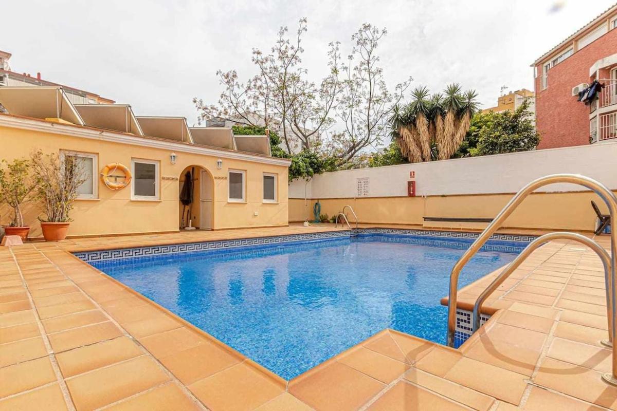 797 - Elegante Apartamento 2 En Torremolinos. Torremolinos
