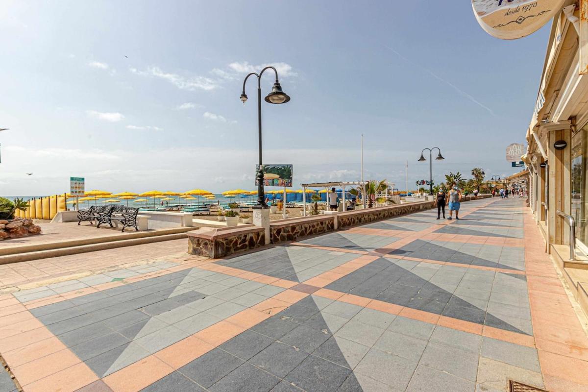 Appartement 797 Rentals- Duplex 7 En La Carihuela A 1 Min De La Playa Torremolinos