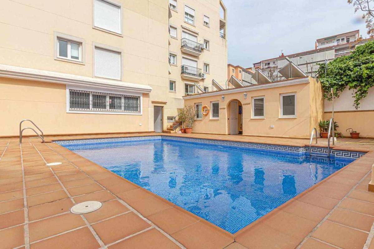 797 - Elegante Apartamento 2 En Torremolinos. *