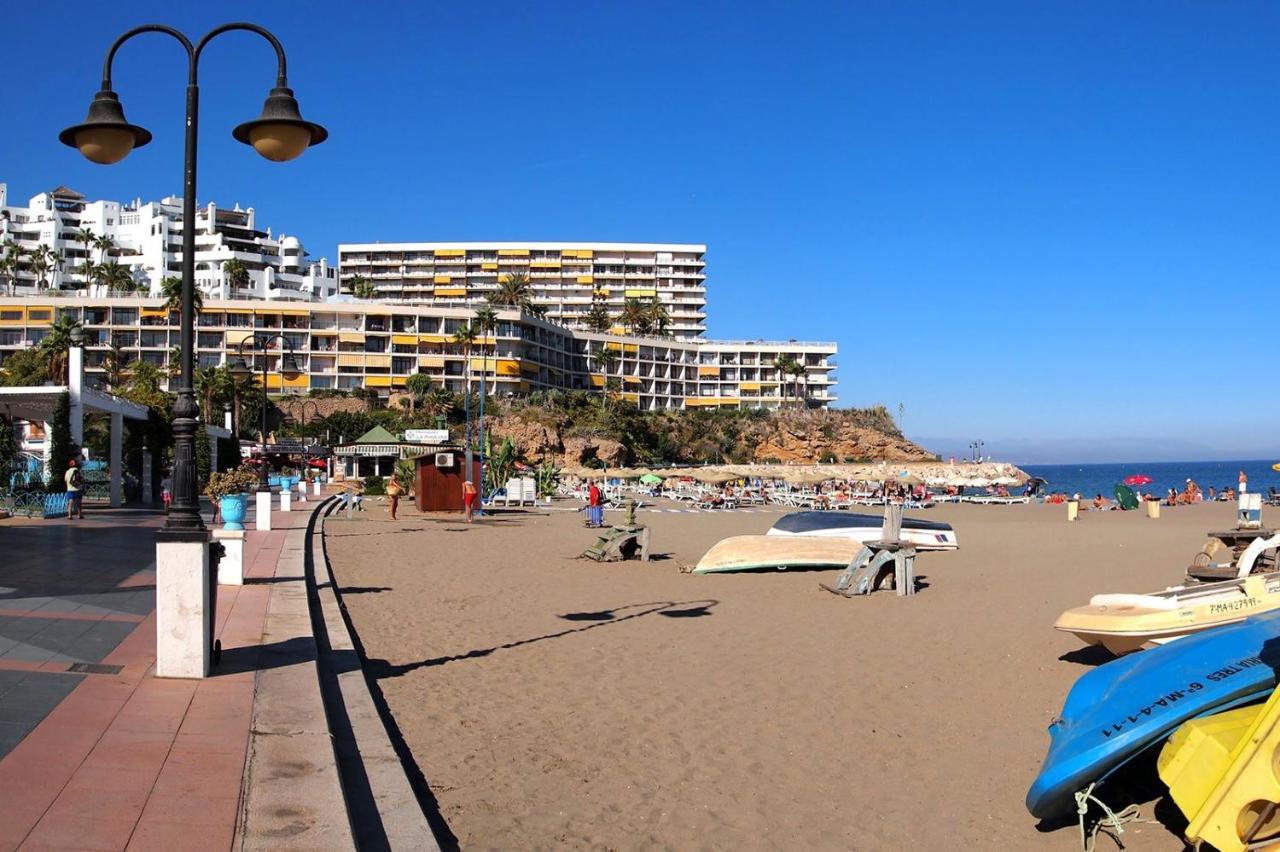 Lovely Next To The Beach Apartment *