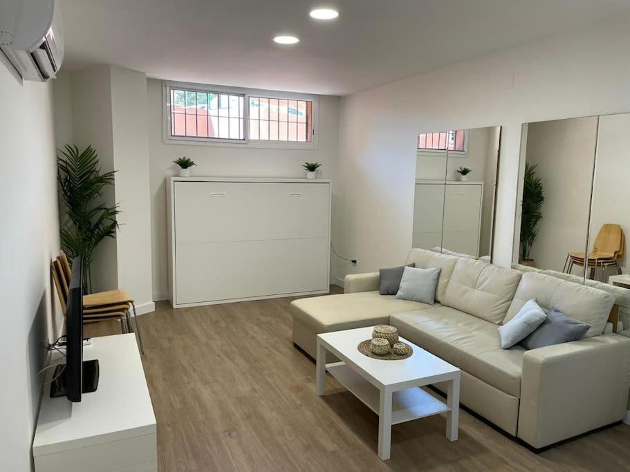 Precioso Estudio Recien Reformado Con Piscina. Apartment Torremolinos