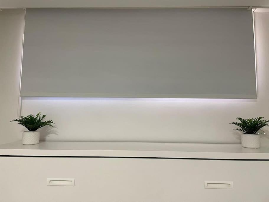 Precioso Estudio Recien Reformado Con Piscina. *