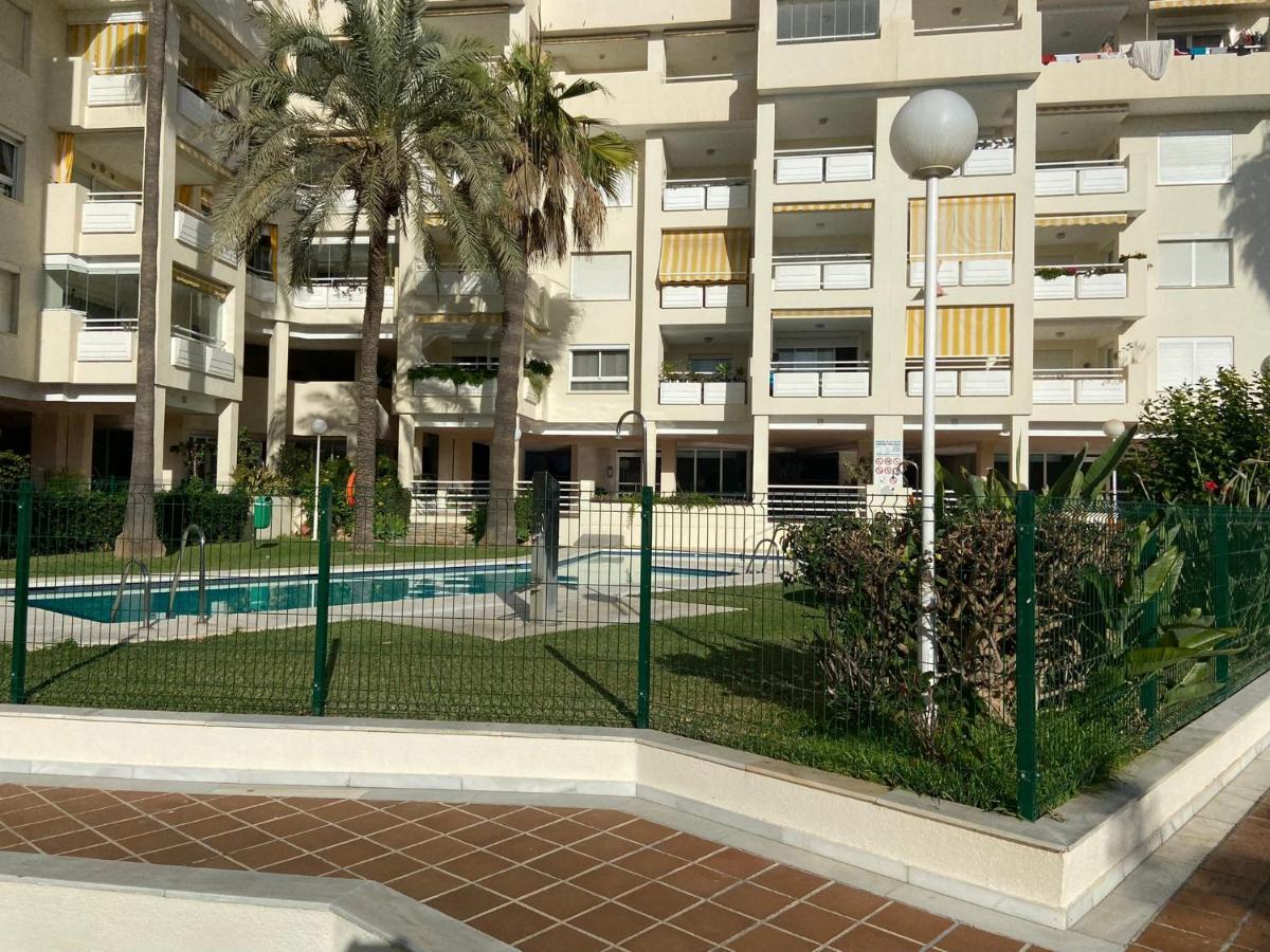 Apartment Apartamento Entero En La Carihuela A 50 M De La Playa Torremolinos
