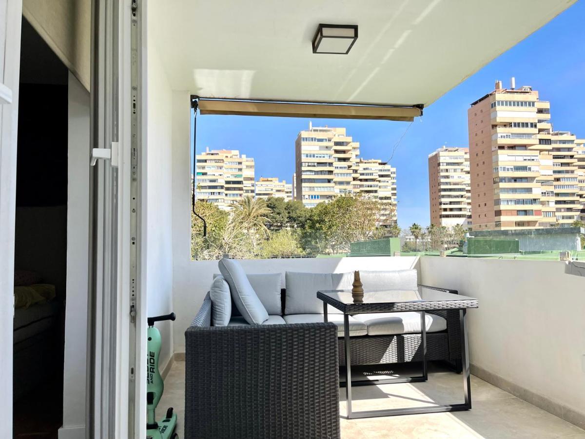 Modern 3 Bedroom Situated In Luxury Beachfront Gated Community Appartement Torremolinos