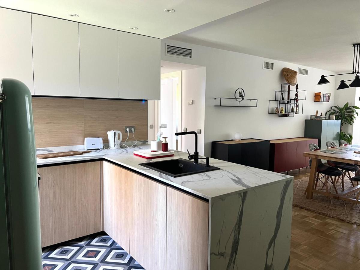 Modern 3 Bedroom Situated In Luxury Beachfront Gated Community * Torremolinos