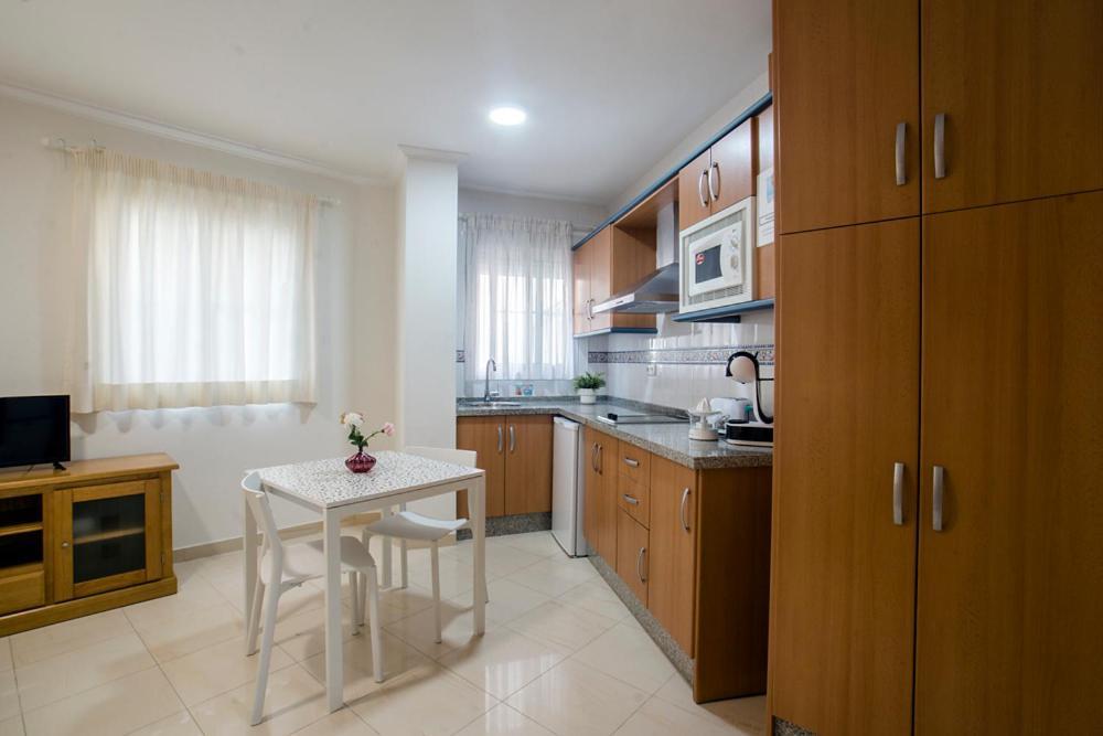 Amat - Only Adult - Playa El Bajondillo Appartement