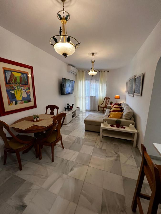 Apartment Synergy Apartment, 2 Bedroom, Center By Namaste Elite