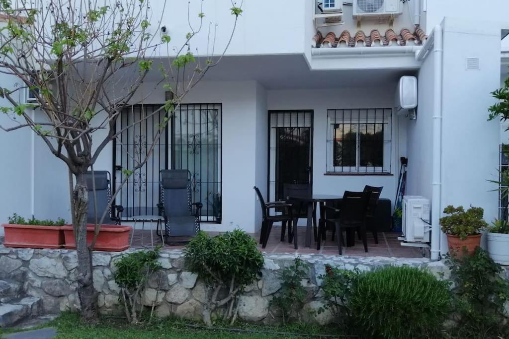 Apartment Beautiful In La Carihuela, Torremolinos