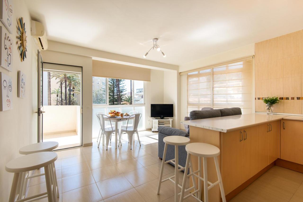 Aloha Torres Carihuela Apartment Torremolinos