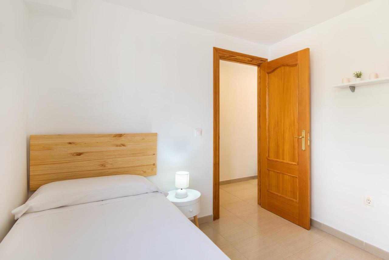 Aloha Torres Carihuela *